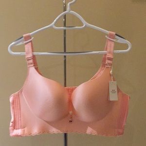 Doosinki Ladies Padded Bra Plus Size 46/105 New with Tags